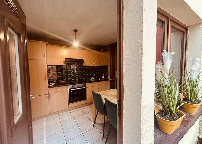 La Mariefacture - Comme C'est Jungle Apartmán *